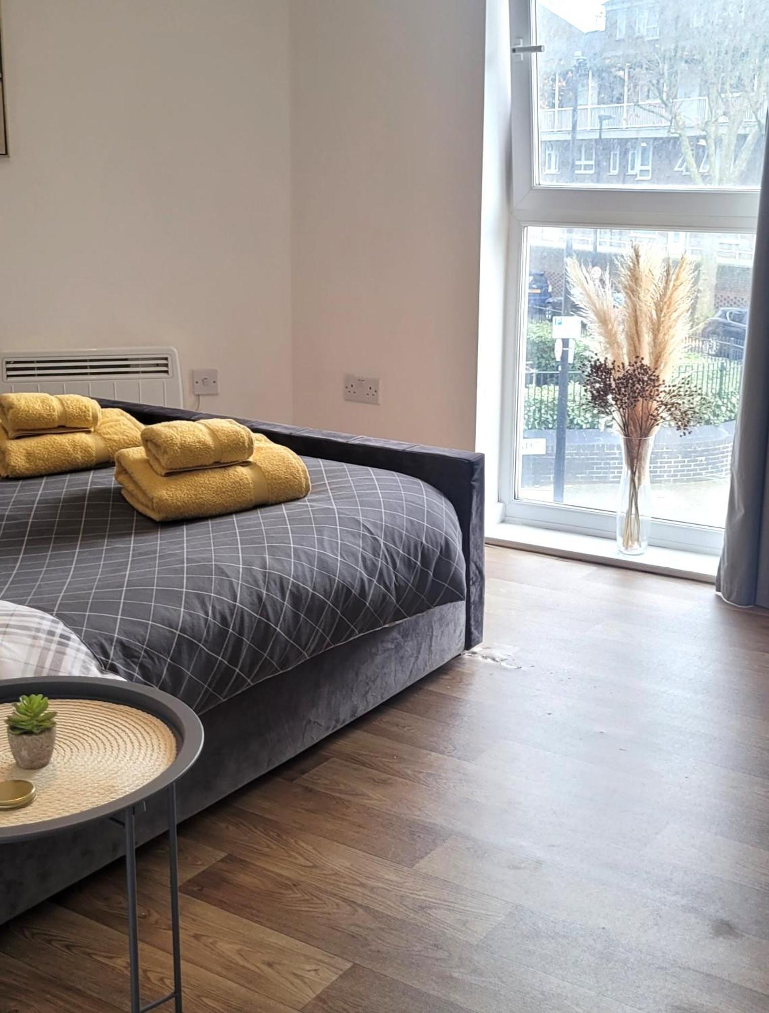 As Apartment Holiday Londen Buitenkant foto